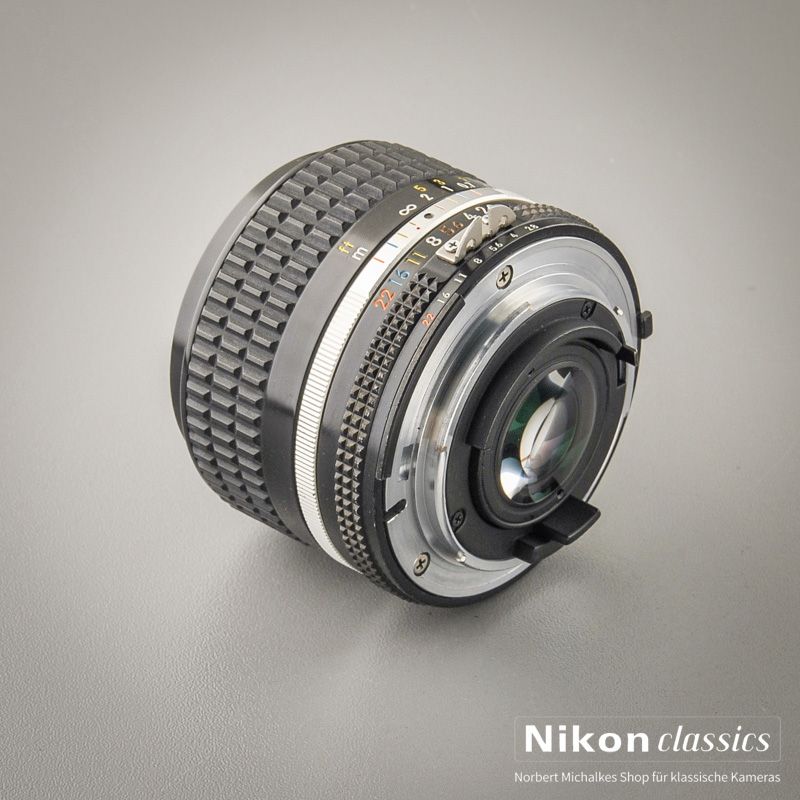Nikon Nikkor 24/2,8 AIS  (Condition A/A-)