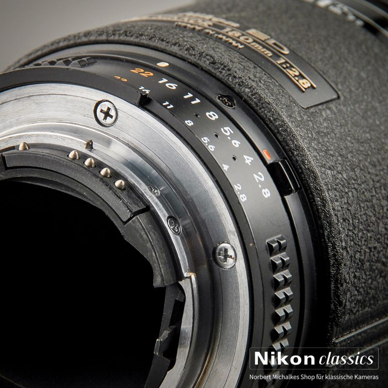 Nikon AF Nikkor 180/2,8 ED-IF (Zustand A/A-)