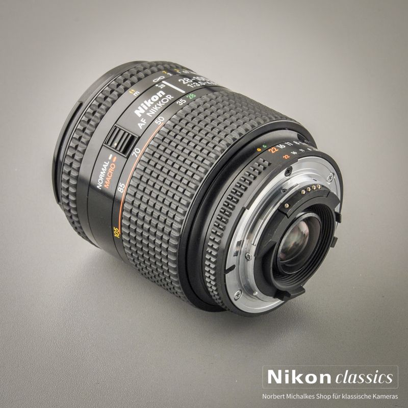 Nikon AF-D Zoom-Nikkor 28-105/3,5-4,5 (Zustand A/A-)