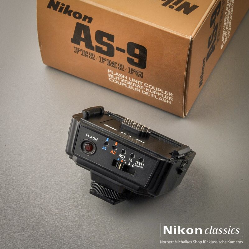 Nikon AS-9 Flash Unit Coupler to Hotshoe for SB-16