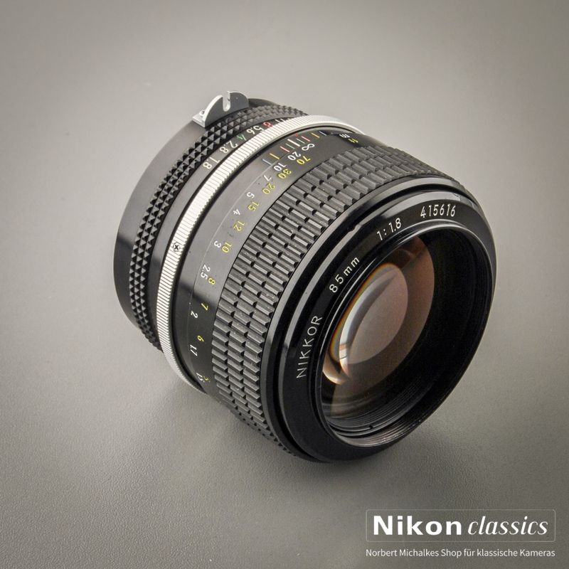 Nikon Nikkor 85/1,8 nonAI (Zustand A/A-)