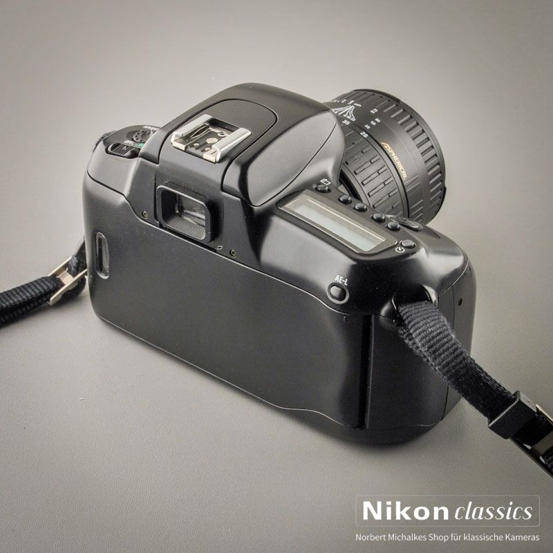 Nikon F50 mit Sigma 28-80/3,5-5,6