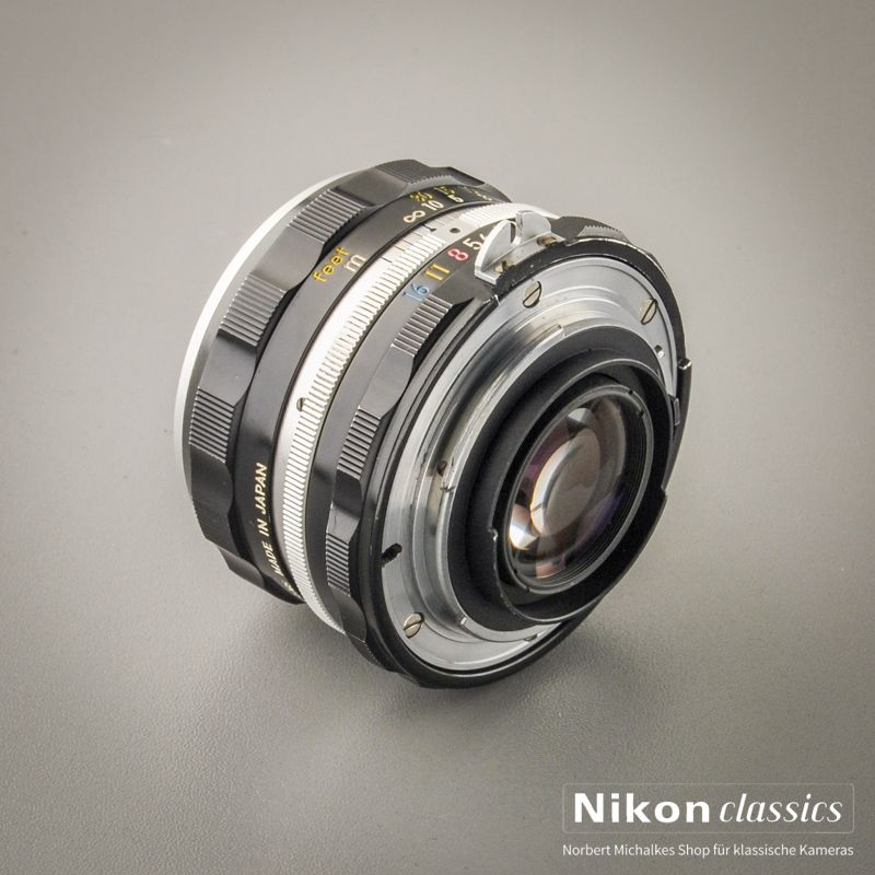 Nikon Nikkor-H Auto AI 50/2,0 "Berg-und-Tal" (Zustand A-)