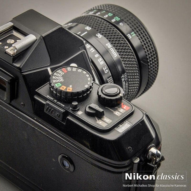 Nikon F301 mit Tamron Zoom 28-70/3,5-4,5