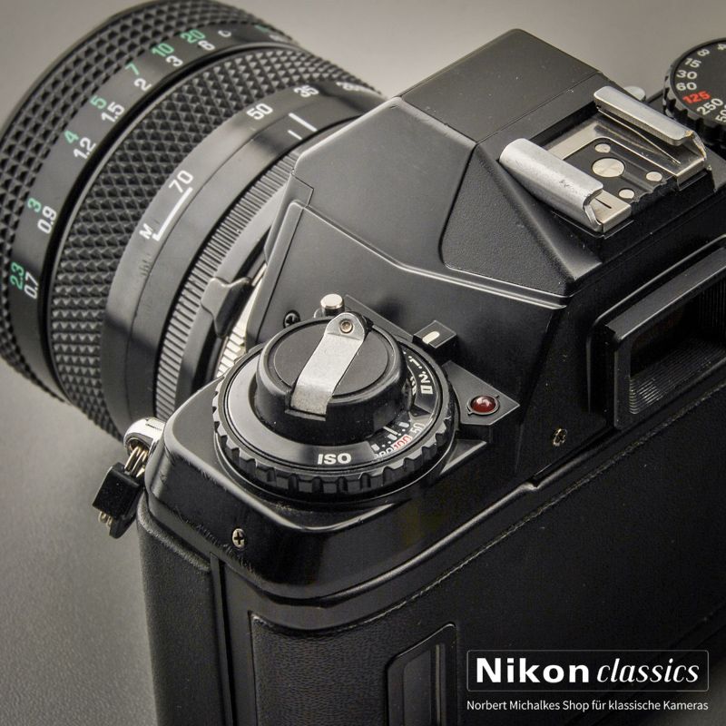 Nikon F301 mit Tamron Zoom 28-70/3,5-4,5
