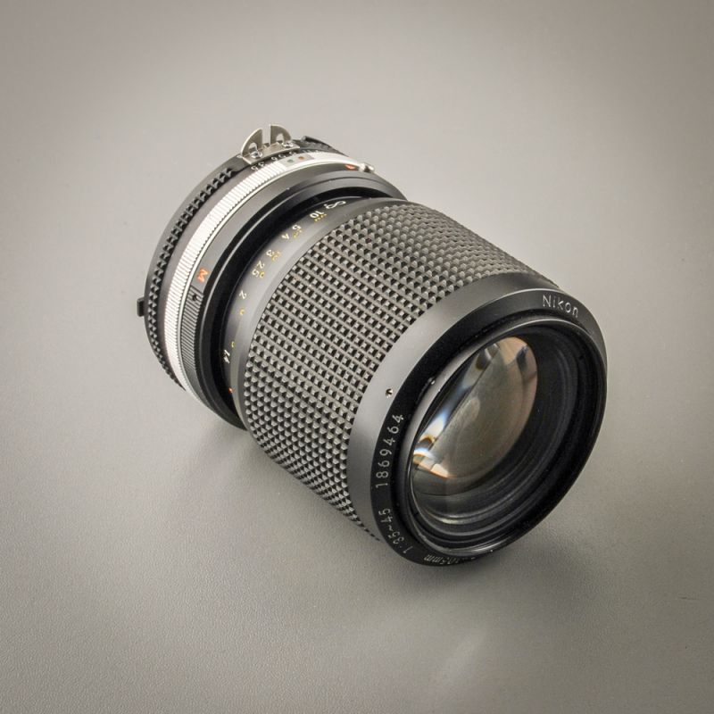 Nikon Zoom-Nikkor 35-105/3,5-4,5 AIS Macro (Condition A-)
