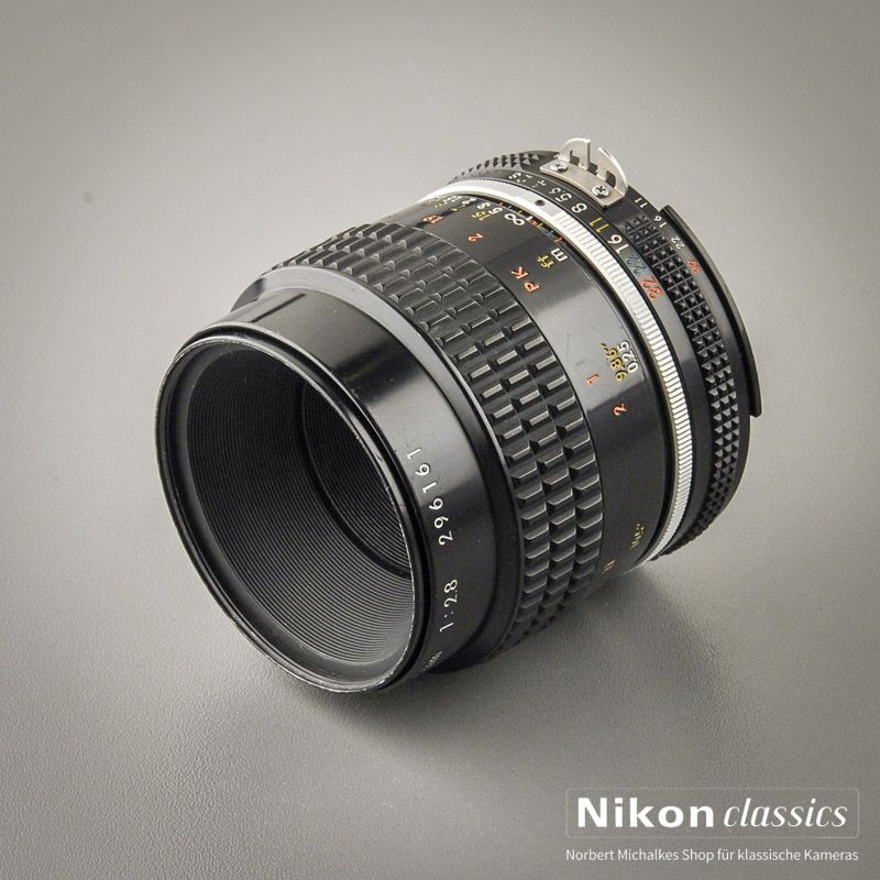 Nikon Micro-Nikkor 55/2,8 AIS (Zustand A/A-)