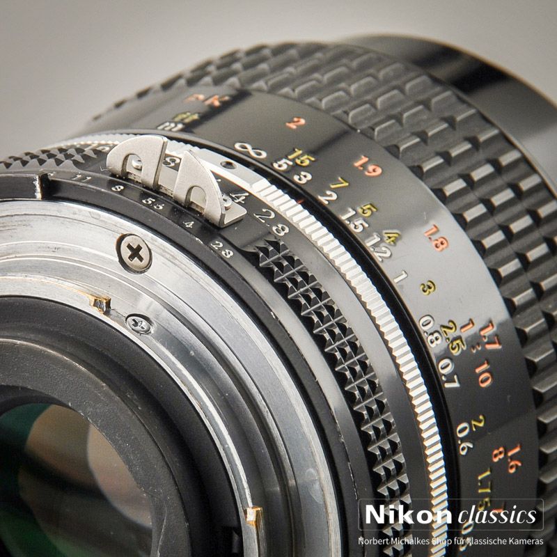 Nikkormat EL schwarz (Zustand A-/AB)