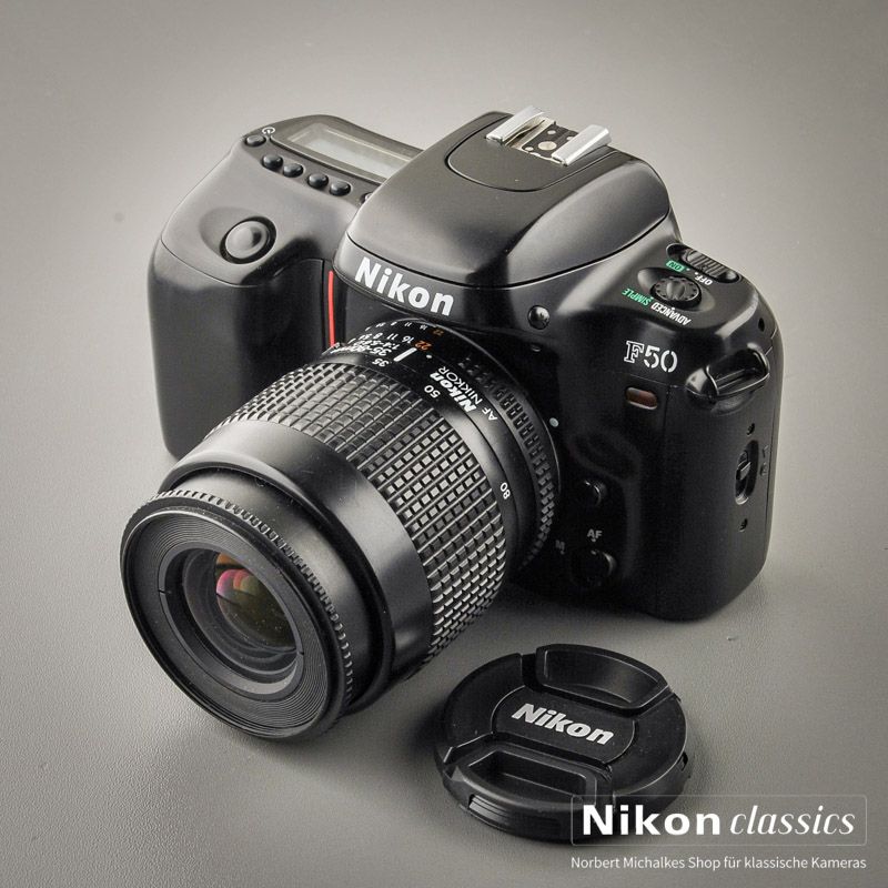 Nikon F50 mit Nikkor 35-80/4-5,6 D