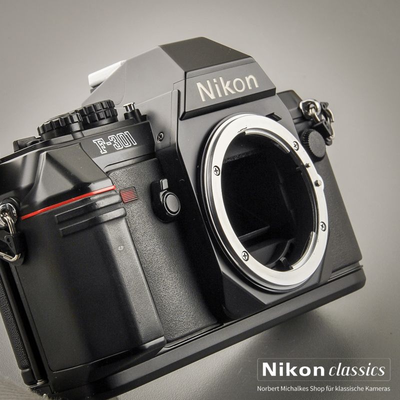 Nikon F301 (Zustand A)
