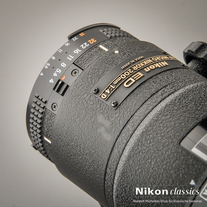 Nikon AF-D Micro-Nikkor 200/4 IF ED (Zustand A/A-)