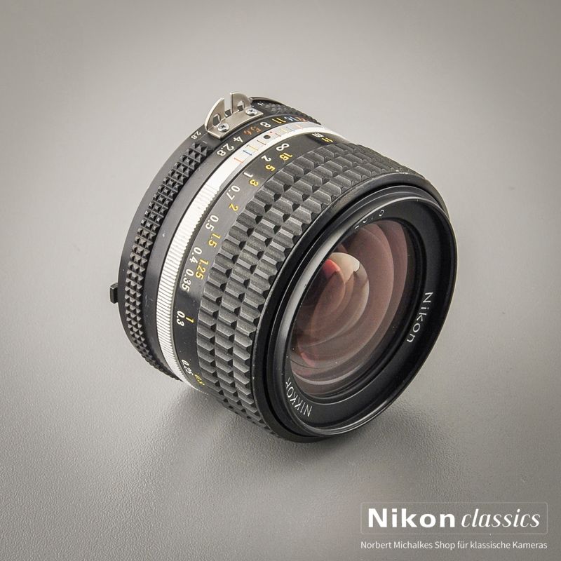 Nikon Nikkor 28/2,8 AIS (Condition A-)