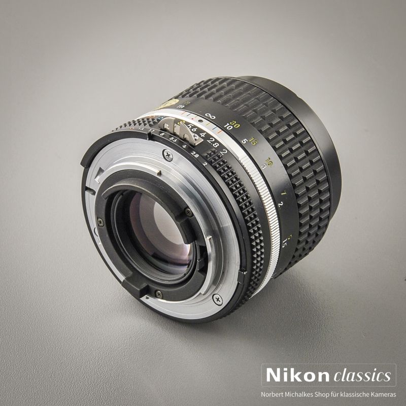 Nikon Nikkor 85/2,0 AIS (Condition A/A-)