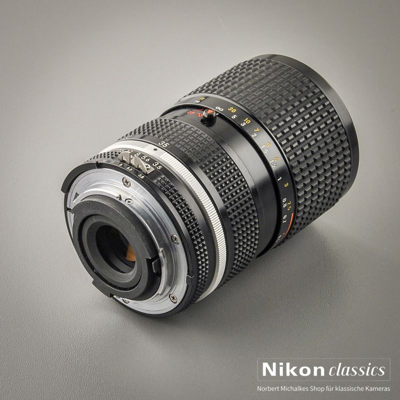 Nikon Zoom-Nikkor 35-70/3,5 AIS (Condition A/A-)