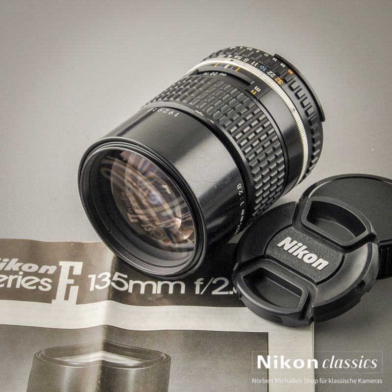 Nikon 135/2,8 AIS Series E (Zustand A-/AB)