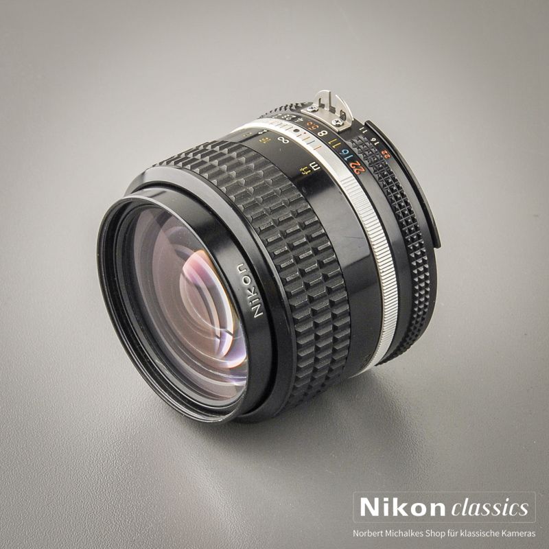 Nikon Nikkor 35/2,0 AIS (Zustand A-)