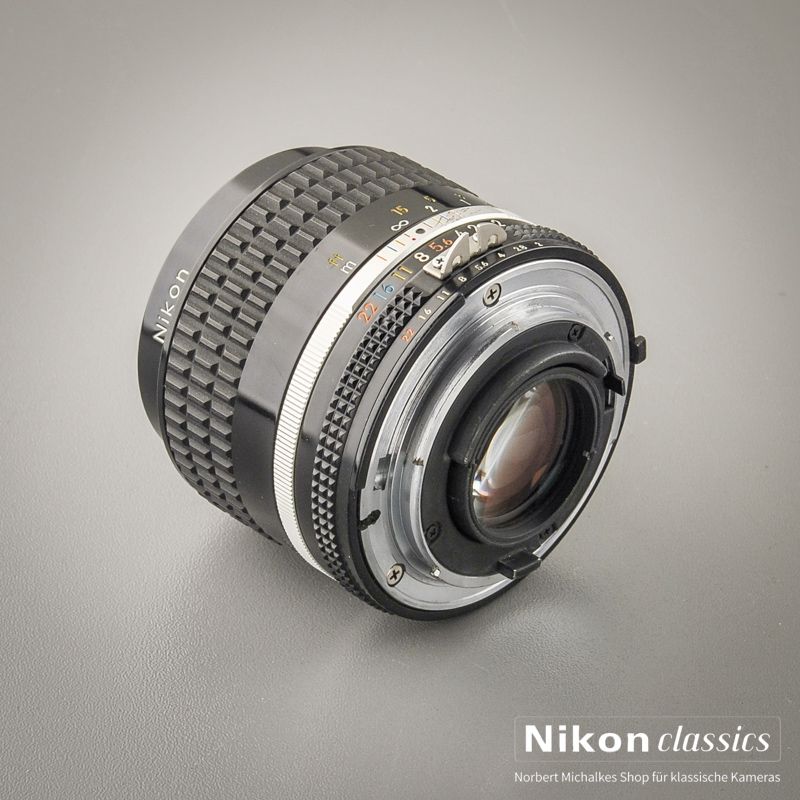 Nikon Nikkor 35/2,0 AIS (Zustand A-)
