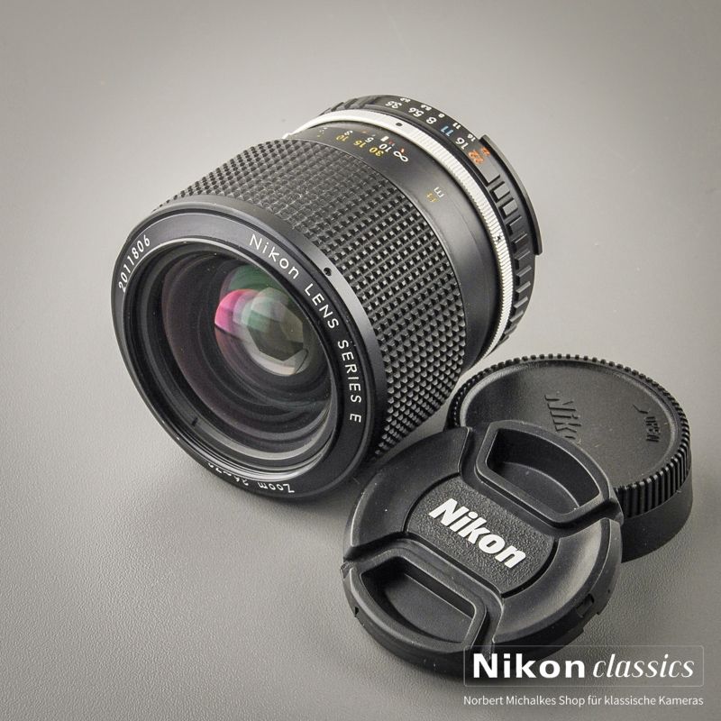 Nikon Zoom 36-72/3,5 AIS Series E (Zustand A/A-)