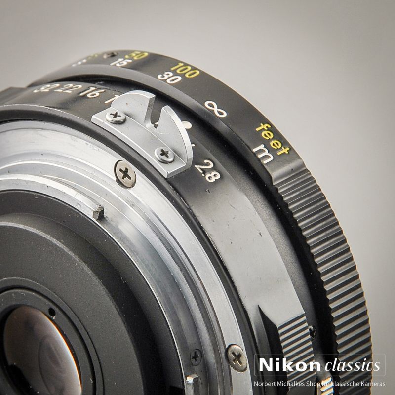 Nikon GN Auto Nikkor 45/2,8 nonAI  (Zustand A-)