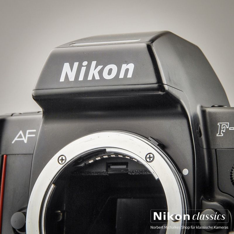Nikon F801s (Condition A/A-)