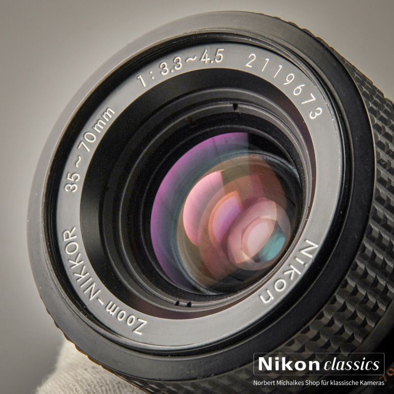 Nikon Zoom-Nikkor 35-70/3,3-4,5 AIS (Condition A)