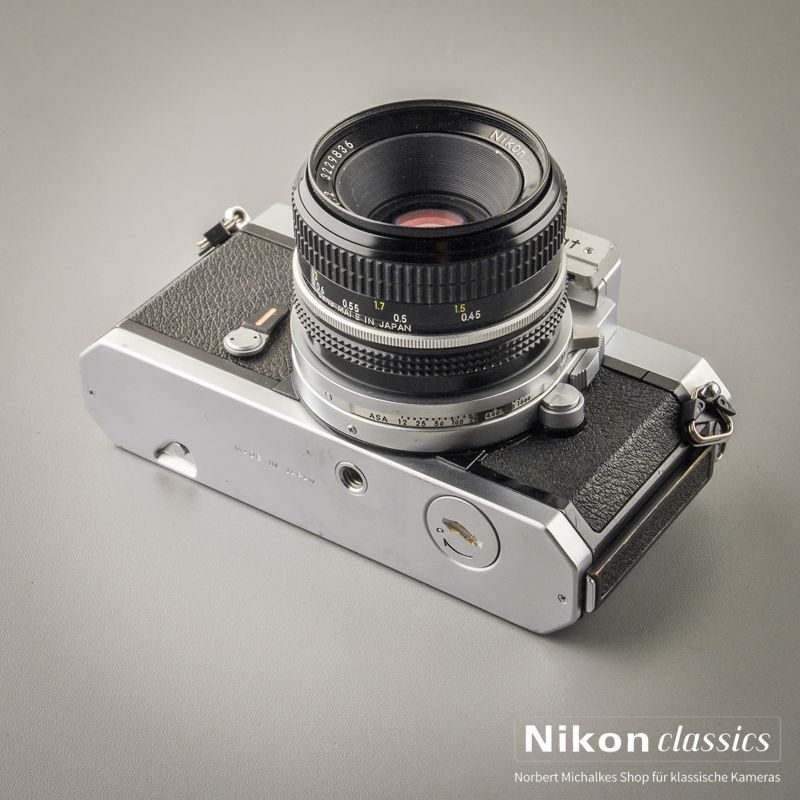 Nikkormat FTN mit Nikkor 50/2 (Zustand A-)
