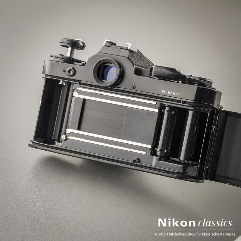 Nikon FE black (Condition A-)