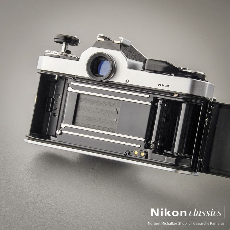 Nikon FE-2 (Condition A-)