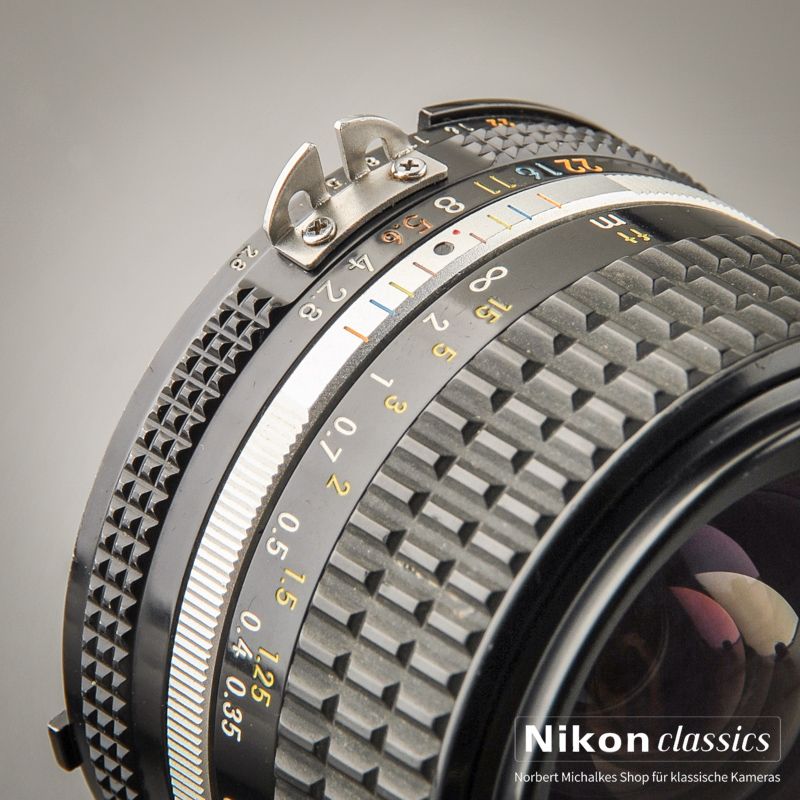 Nikon Nikkor 28/2,8 AIS (Zustand A-/AB)