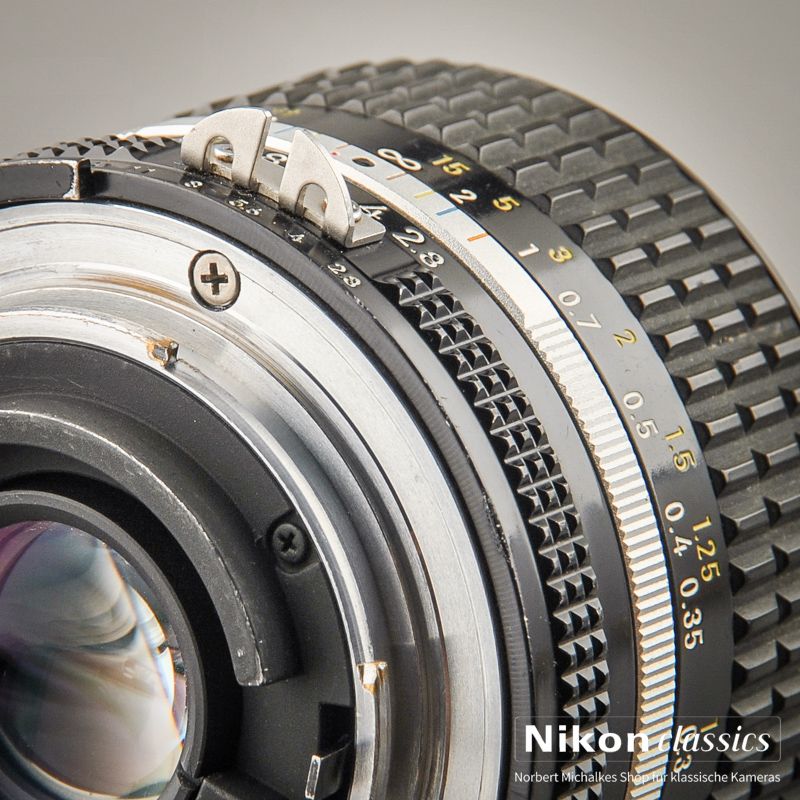 Nikon Nikkor 28/2,8 AIS (Zustand A-/AB)