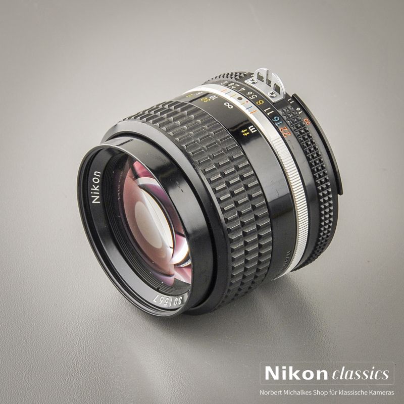 Nikon Nikkor 85/2,0 AIS (Condition A-)