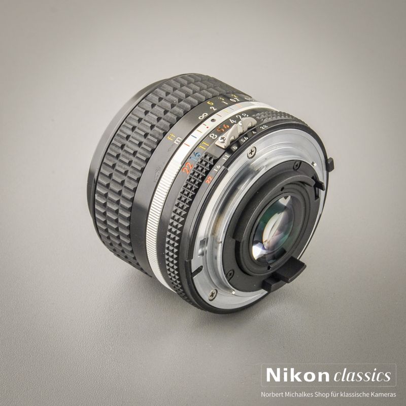 Nikon Nikkor 24/2,8 AIS  (Zustand A/A-)