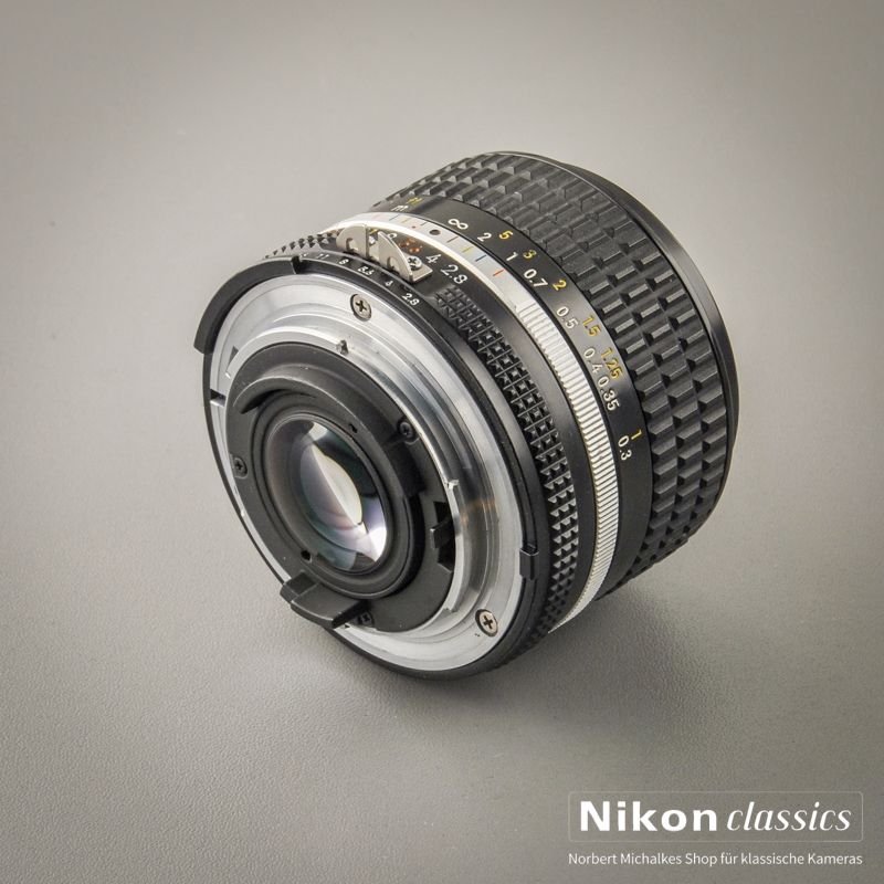 Nikon Nikkor 24/2,8 AIS  (Zustand A/A-)