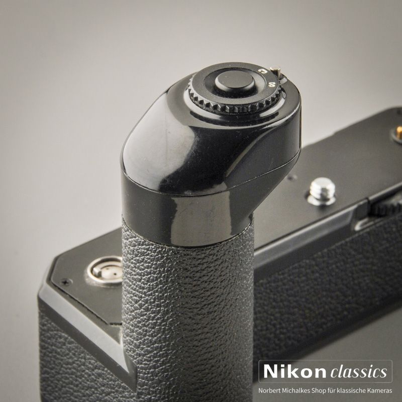 Nikon Motor-Drive MD-12 (Zustand A/A-)