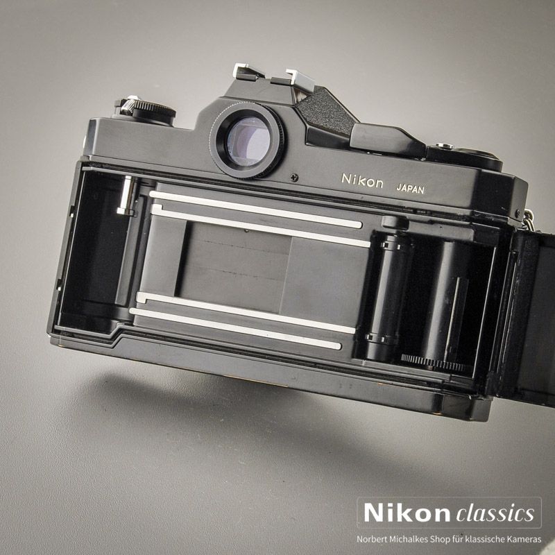 Nikomat FT2 black (Condition A/A-)