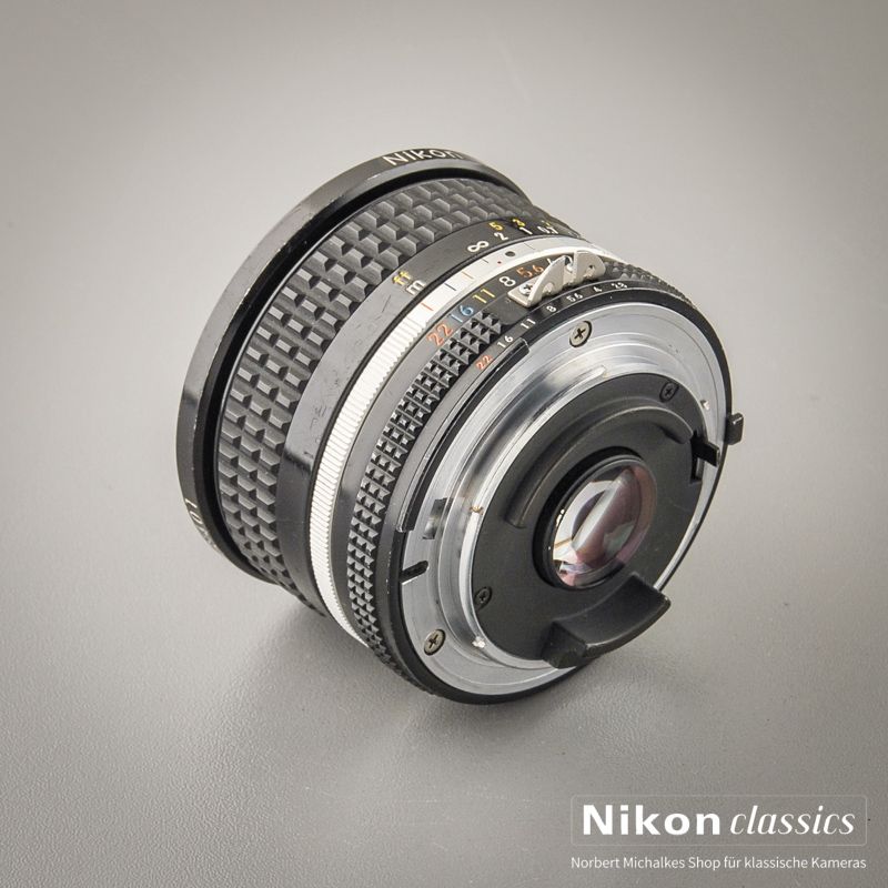 Nikon Nikkor 20/2,8 AIS (Zustand A-/AB)