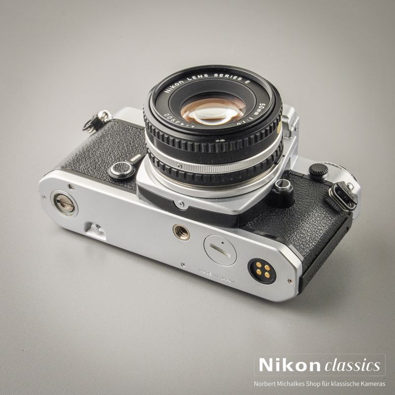 Nikon FE mit Nikon 50/1,8 Starter-Set (Zustand A)