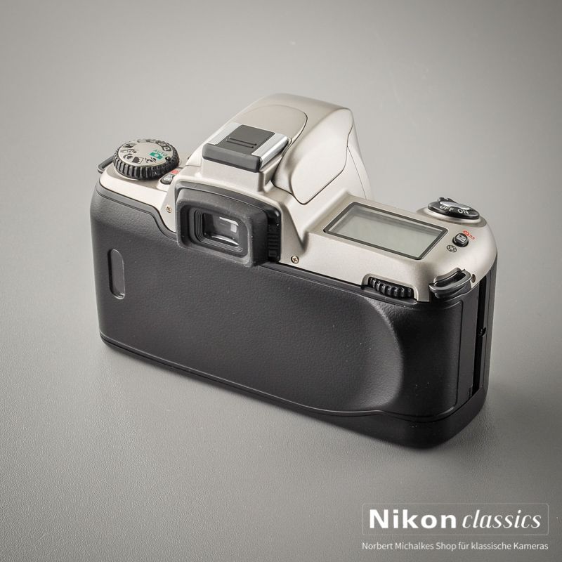 Nikon F65 (Zustand A)