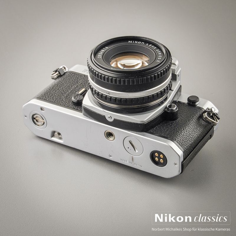 Nikon FM2n with 50/1,8 (Condition A-)