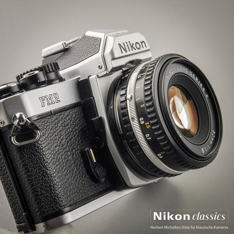 Nikon FM2n with 50/1,8 (Condition A-)