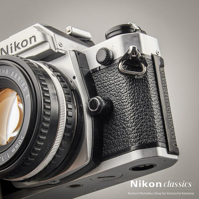 Nikon FM2n with 50/1,8 (Condition A-)
