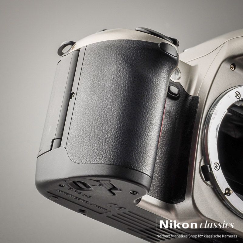 Nikon F65 (Zustand A)