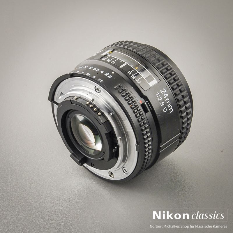 Nikon AF-D Nikkor 24/2,8 (Zustand A-)
