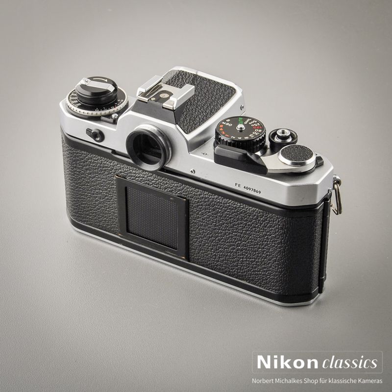 Nikon FE (Condition A-)