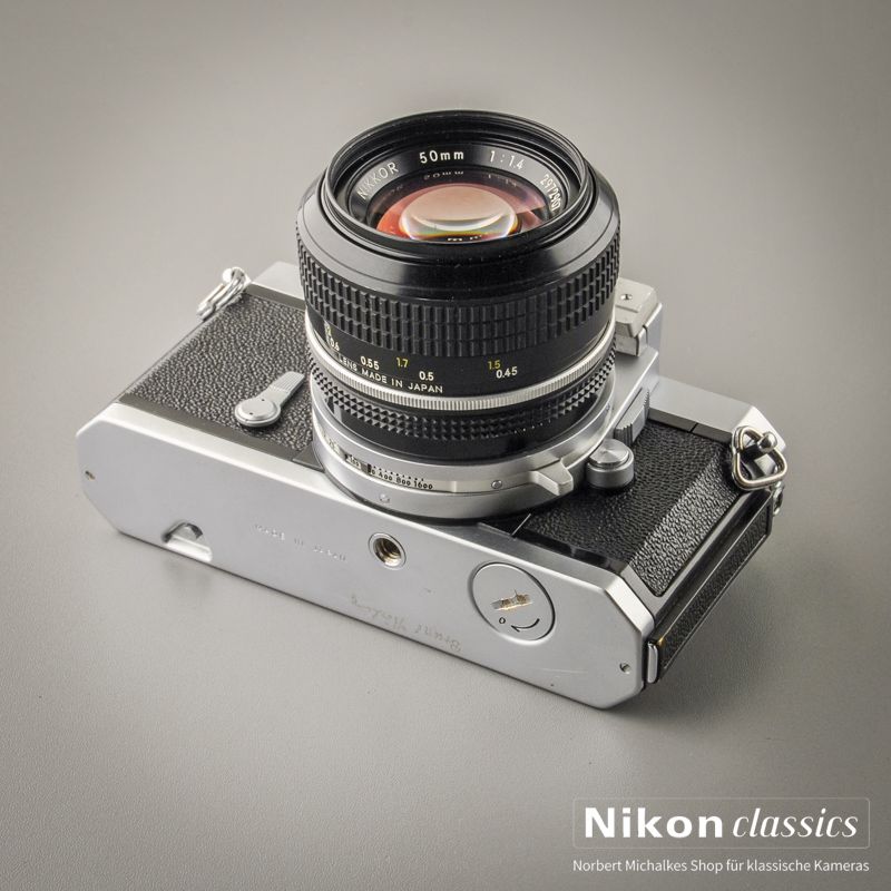 Nikkormat FTN mit Nikkor 50/1,4 (Zustand A-)