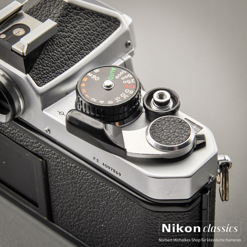 Nikon FE (Condition A-)
