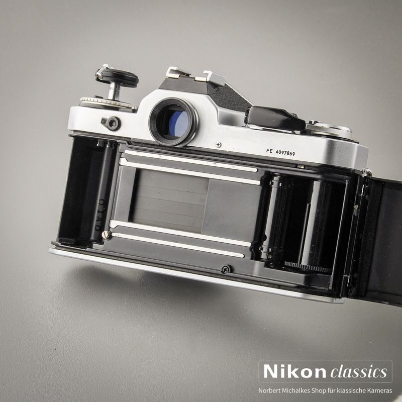 Nikon FE (Condition A-)
