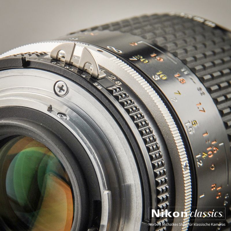 Nikon Micro-Nikkor 105/2,8 AIS (Condition A)