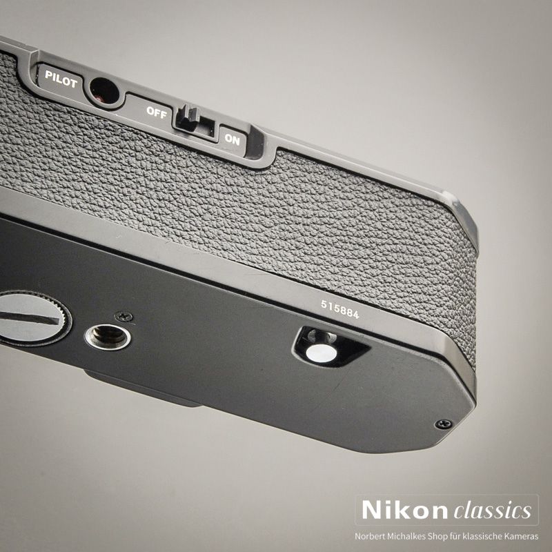 Nikon Auto Winder AW-1 (Condition A)
