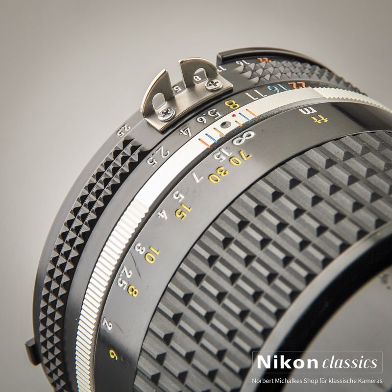 Nikon Nikkor 105/2,5 AIS (Condition A/A-)